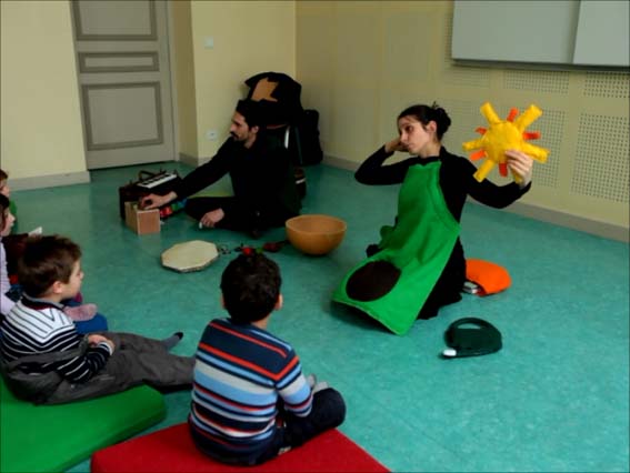 Tablier à histoires Machin-chose Tablier à histoires Machin-chose